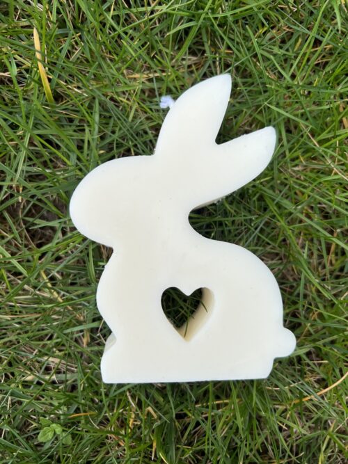 Świece sojowe wielkanocne: zajączek wielkanocny